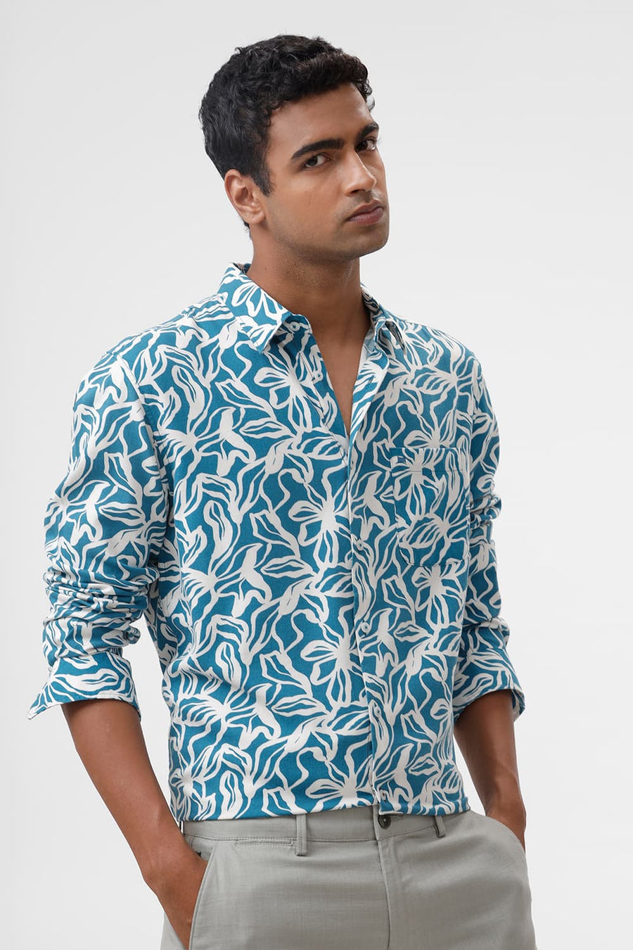 BASICS SLIM FIT MOSAIC BLUE COTTON VISCOSE TWILL PRINTED SHIRT