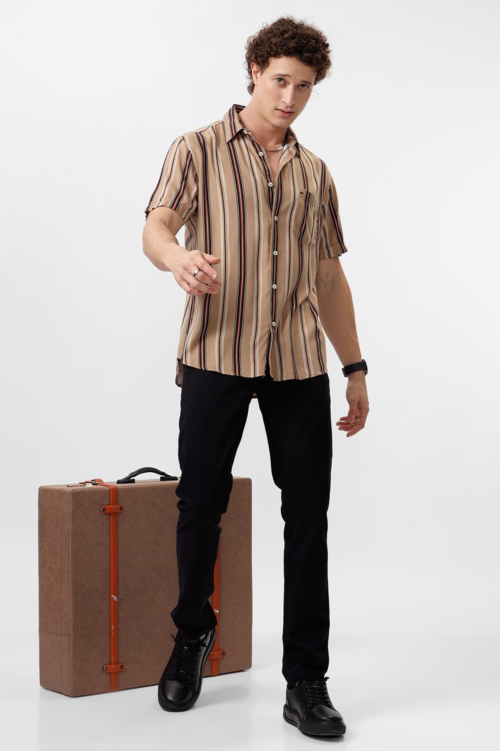 SLIM FIT COTTON VISCOSE PRINTED STRIPE HALFSLEEVES SHIRT