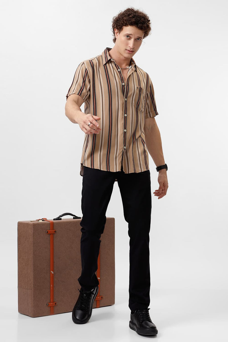 BASICS SLIM FIT CROSSIANT BROWN COTTON VISCOSE PRINTED STRIPE HALFSLEEVES SHIRT