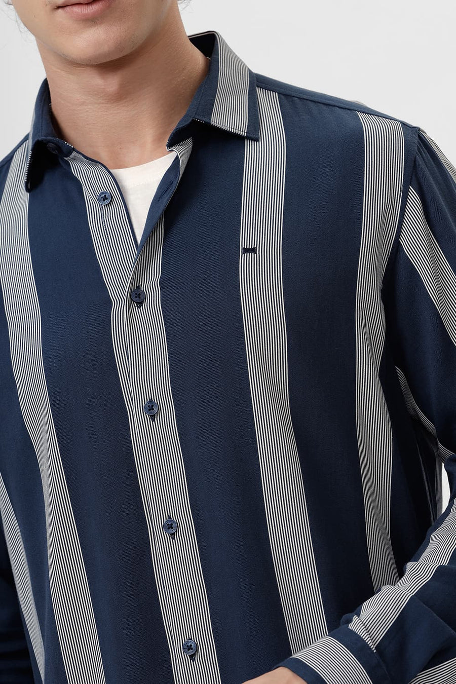 BASICS SLIM FIT NAVY BLUE COTTON VISCOSE PRINTED STRIPE SHIRT