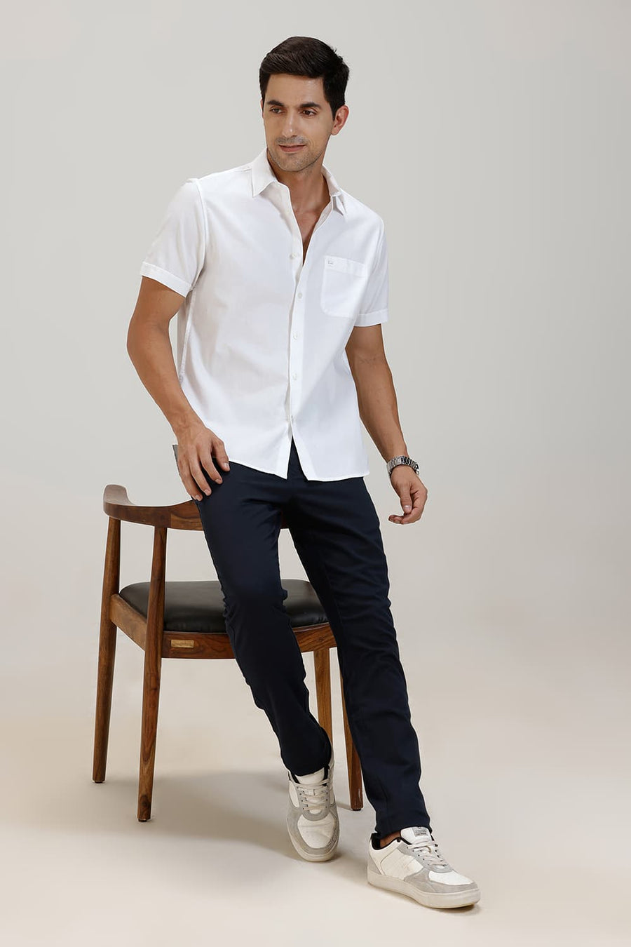 BASICS SLIM FIT BRILLIANT WHITE COTTON CREPE HALFSLEEVES SHIRT