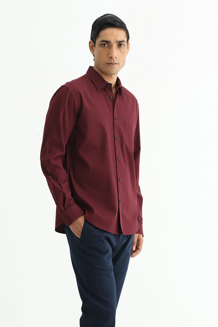BASICS SLIM FIT ZINFANDEL MAROON COTTON CREPE SHIRT