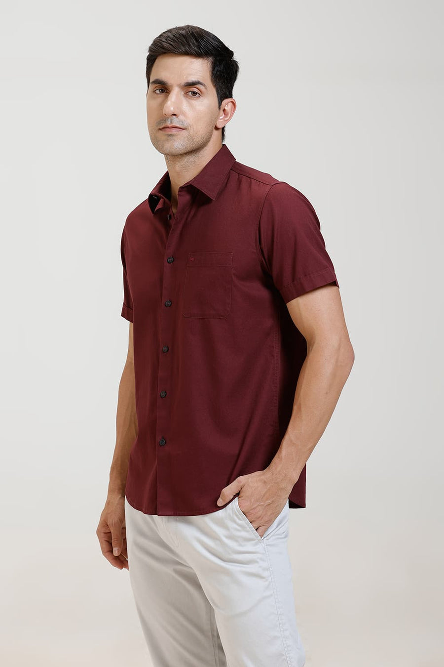 BASICS SLIM FIT ZINFANDEL MAROON COTTON CREPE HALFSLEEVES SHIRT