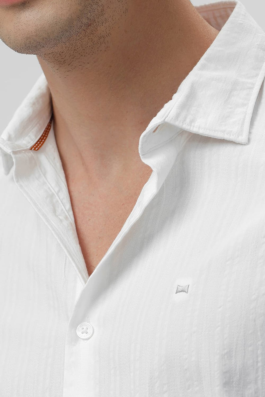 BASICS SLIM FIT WHITE CLOUD COTTON SEERSUCKER DOBBY SHIRT