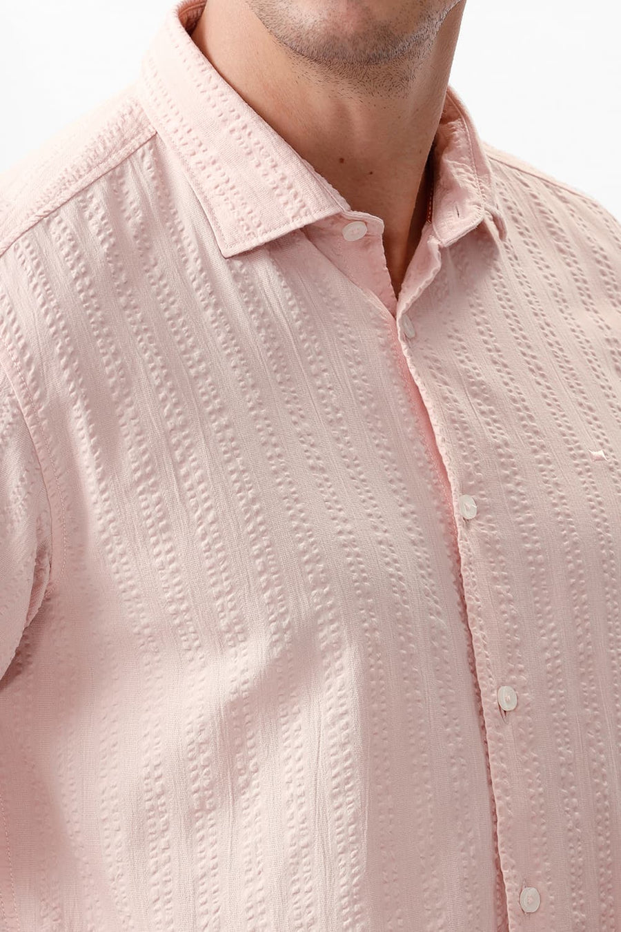 BASICS SLIM FIT PALE PEACH COTTON SEERSUCKER DOBBY HALFSLEEVES SHIRT