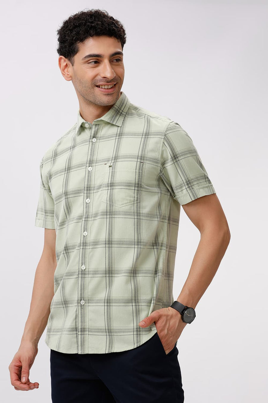 BASICS SLIM FIT GLEAM GREEN COTTON CORDUROY CHECKS HALFSLEEVES SHIRT