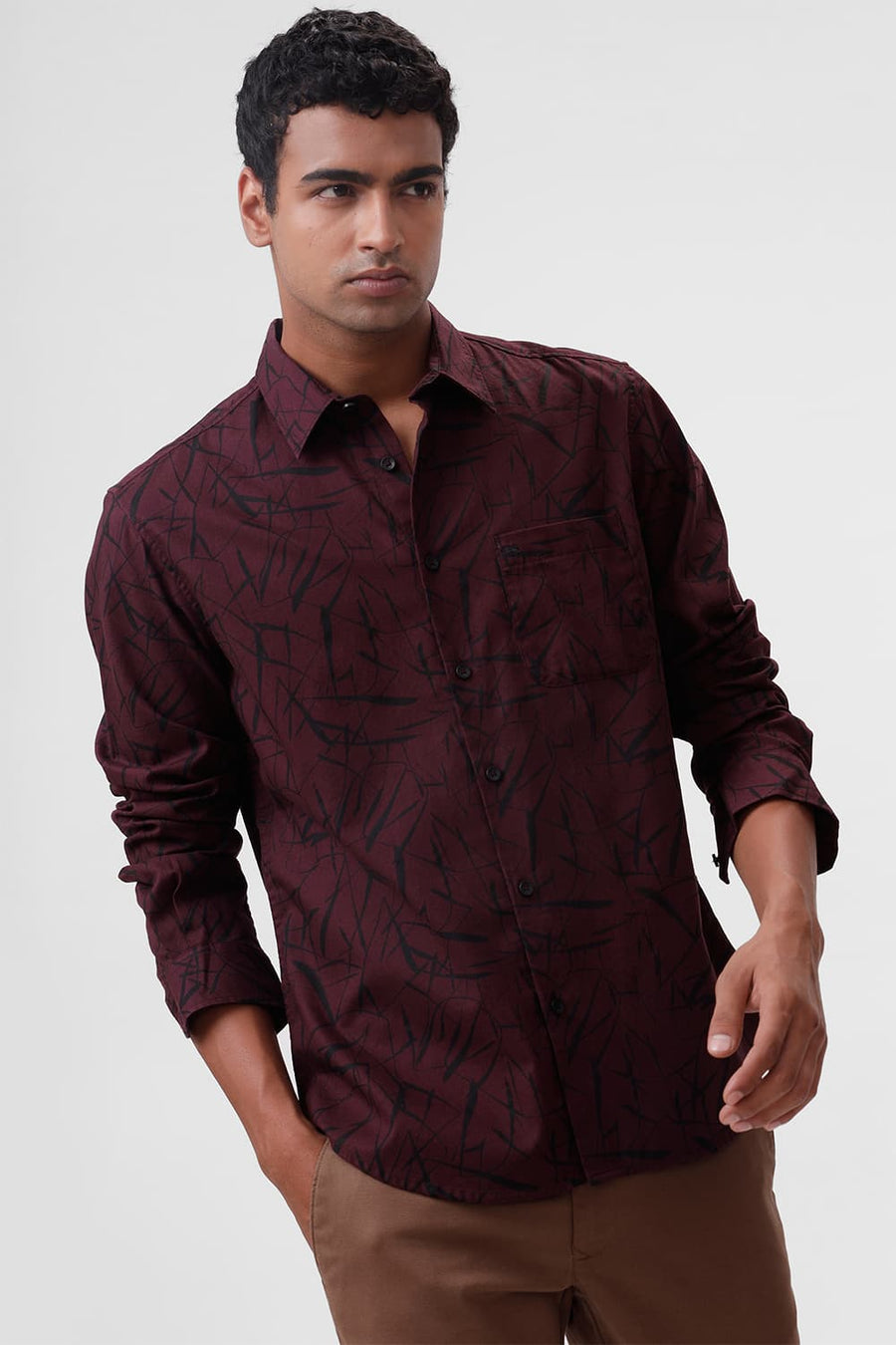 BASICS SLIM FIT VINEYARD WINE COTTON CREPE PRINTED SHIRT