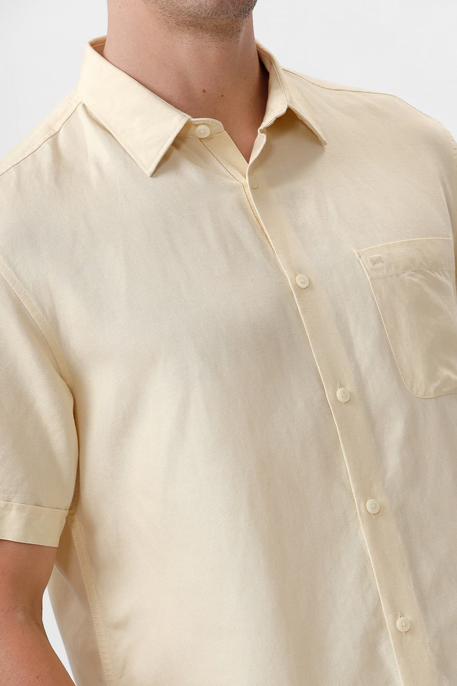 BASICS SLIM FIT ANISE FLOWER VISCOSE LINEN HALFSLEEVES SHIRT