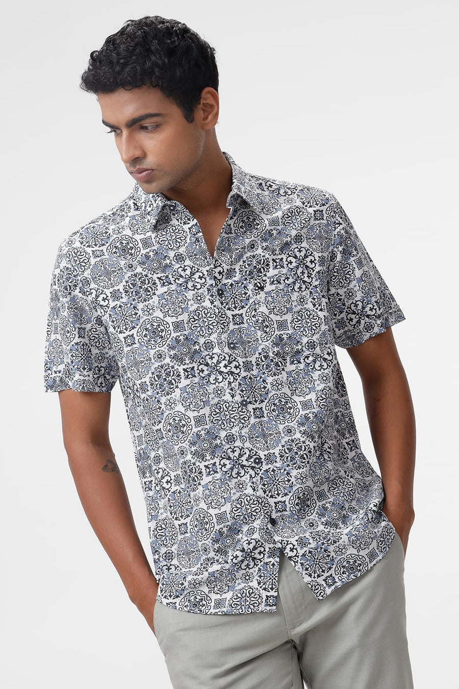 BASICS SLIM FIT NAVY SAPPHIRE VISCOSE LINEN PRINTED HALFSLEEVES SHIRT