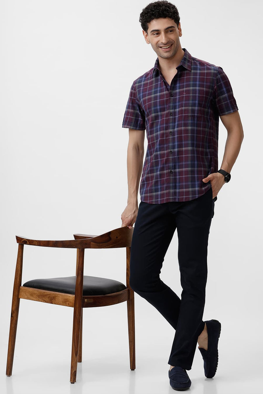 BASICS SLIM FIT BLACK BERRY WINE COTTON TWILL CHECKS HALFSLEEVES SHIRT