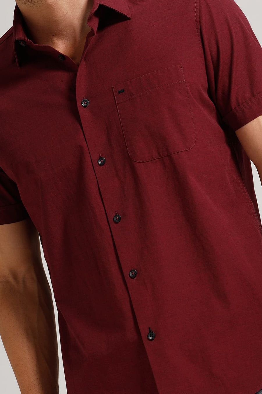BASICS SLIM FIT CORDOVAN MAROON COTTON FIL-A-FIL HALFSLEEVES SHIRT