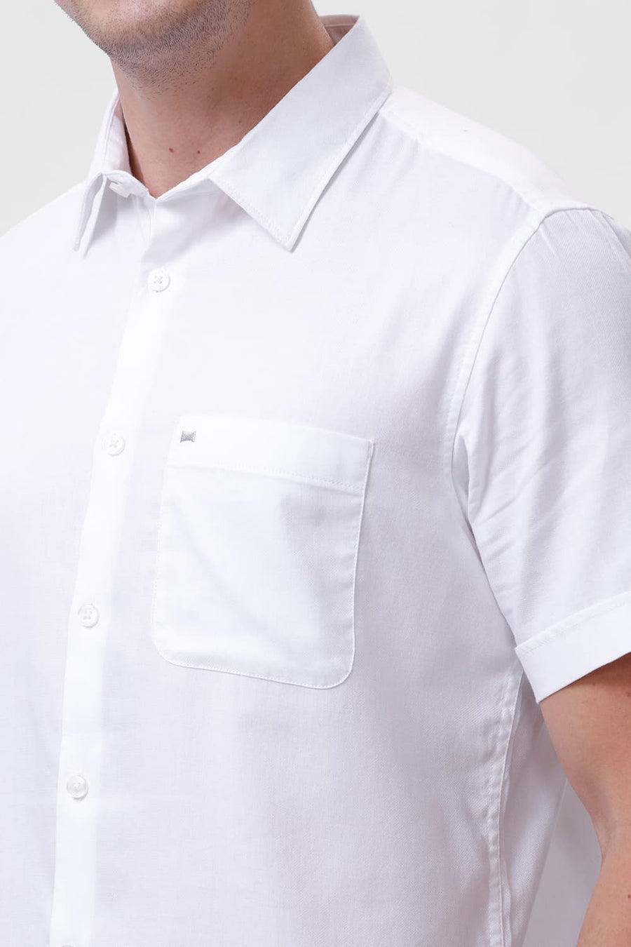 BASICS SLIM FIT BRIGHT WHITE COTTON DOBBY HALFSLEEVES SHIRT