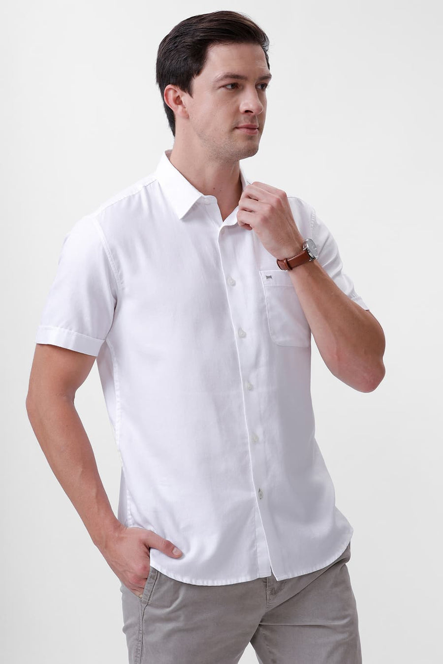 BASICS SLIM FIT BRIGHT WHITE COTTON DOBBY HALFSLEEVES SHIRT