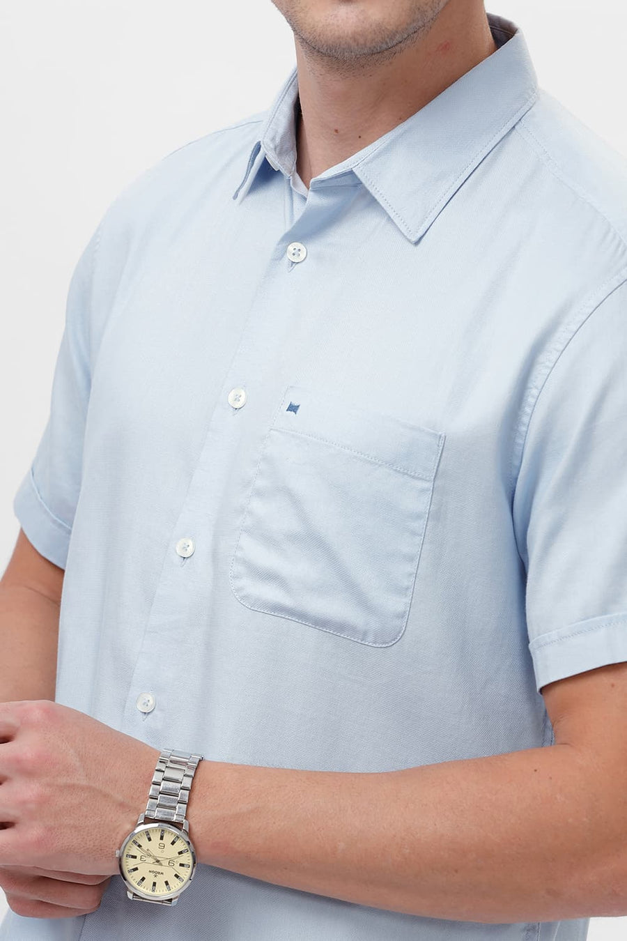 BASICS SLIM FIT SKYWAY BLUE COTTON DOBBY HALFSLEEVES SHIRT