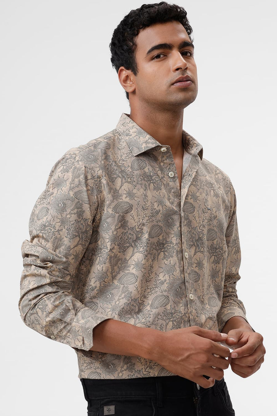 BASICS SLIM FIT TRAVERTINE BROWN COTTON POPLIN PRINTED SHIRT