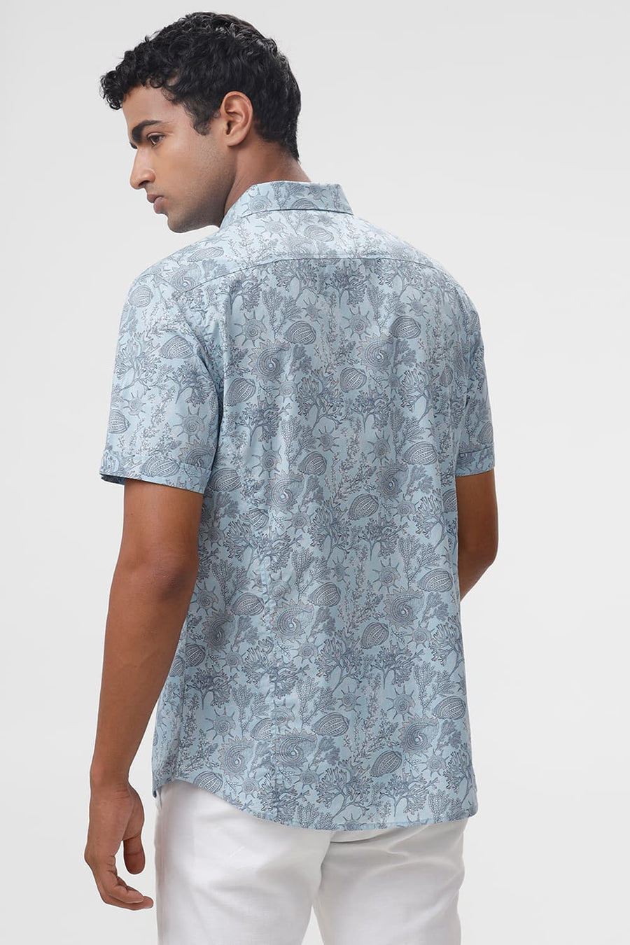 BASICS SLIM FIT DREAM BLUE COTTON POPLIN PRINTED HALFSLEEVES SHIRT