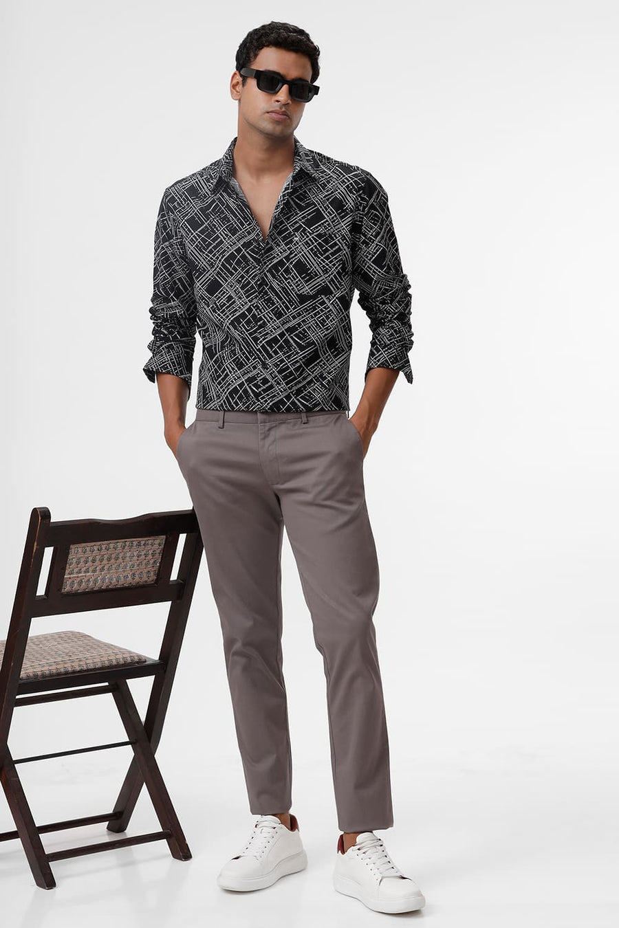 BASICS SLIM FIT PHANTOM BLACK COTTON POPLIN PRINTED SHIRT