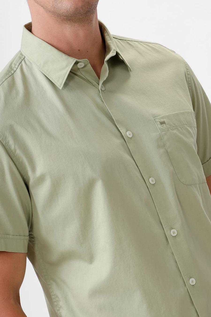 BASICS SLIM FIT SWAMP GREEN COTTON TWILL HALFSLEEVES SHIRT