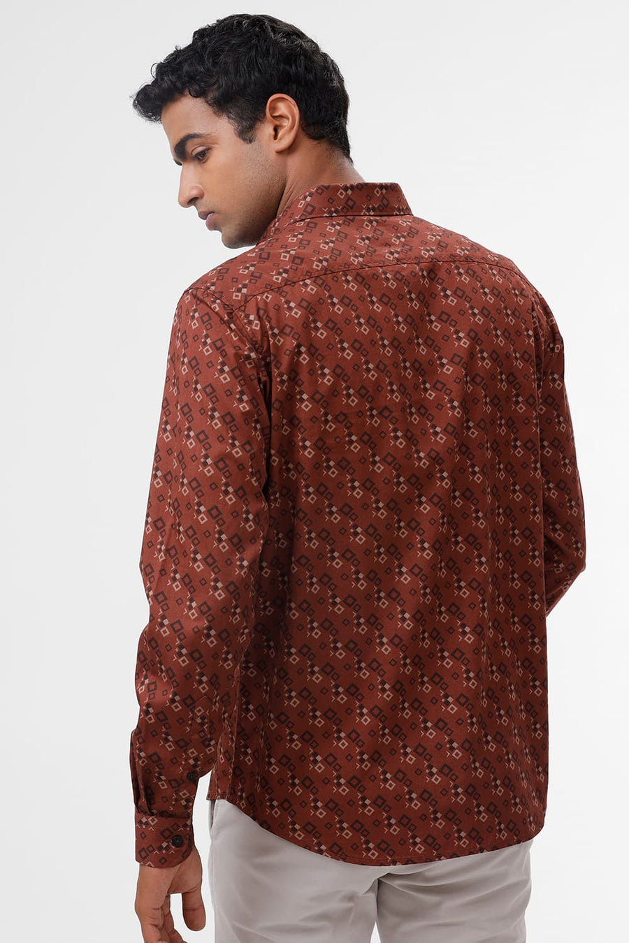 BASICS SLIM FIT CHERRY BROWN COTTON TWILL PRINTED SHIRT