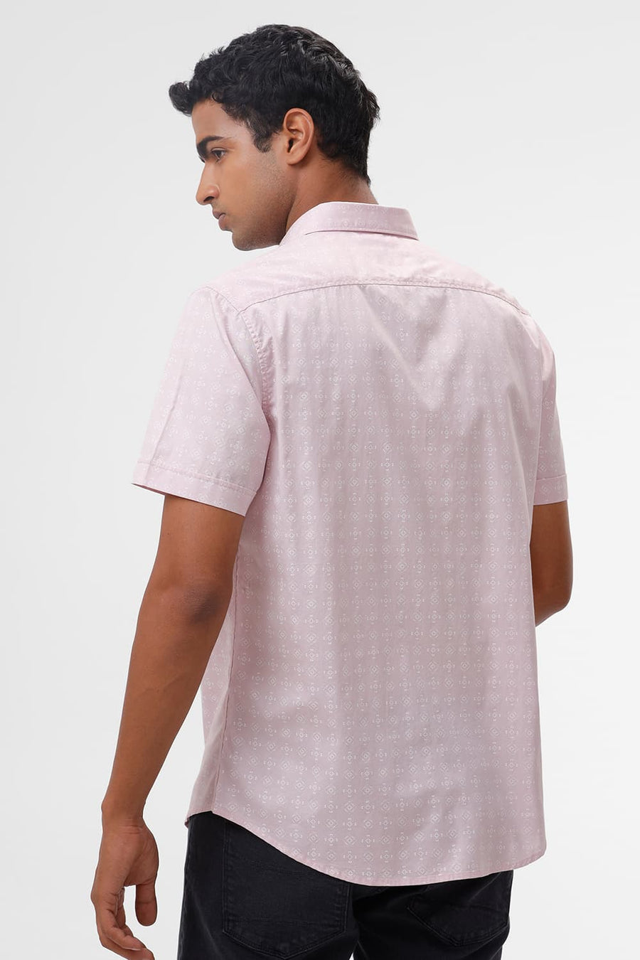 BASICS SLIM FIT CHALK PINK COTTON TWILL PRINTED HALFSLEEVES SHIRT