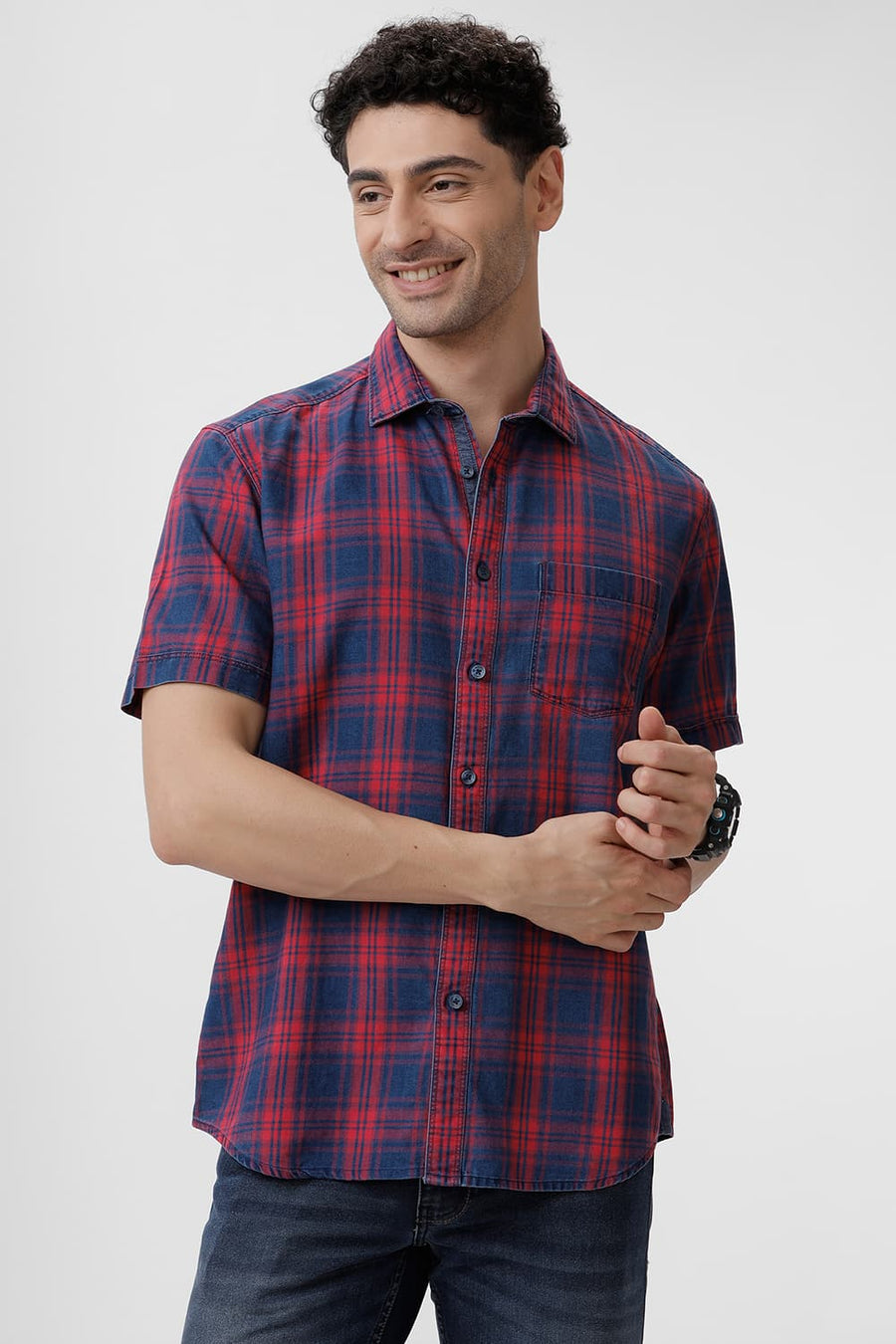 BASICS SLIM FIT WINTERBERRY RED COTTON INDIGO CHECKS HALFSLEEVES SHIRT
