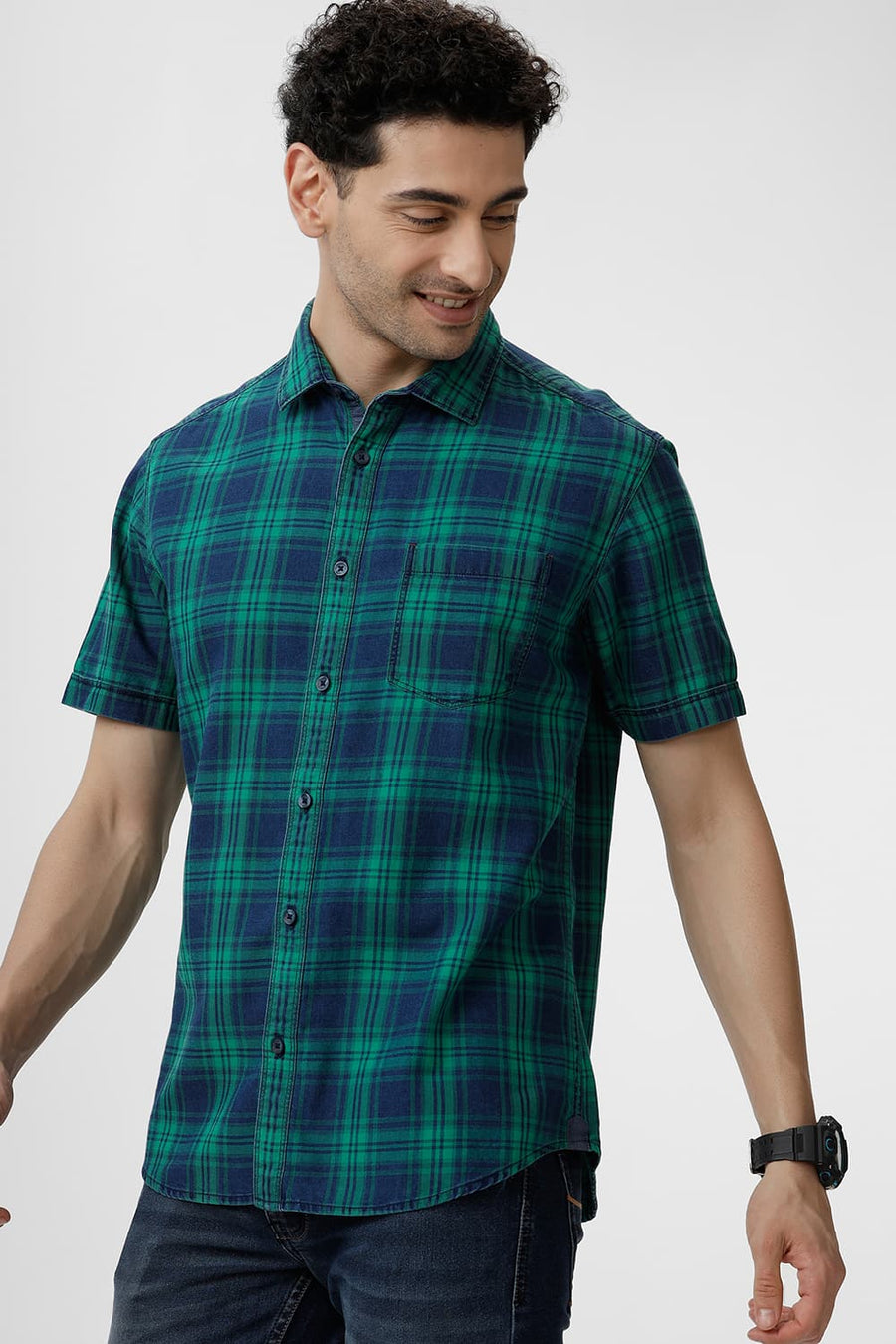 BASICS SLIM FIT GREEN TAMBOURINE COTTON INDIGO CHECKS HALFSLEEVES SHIRT
