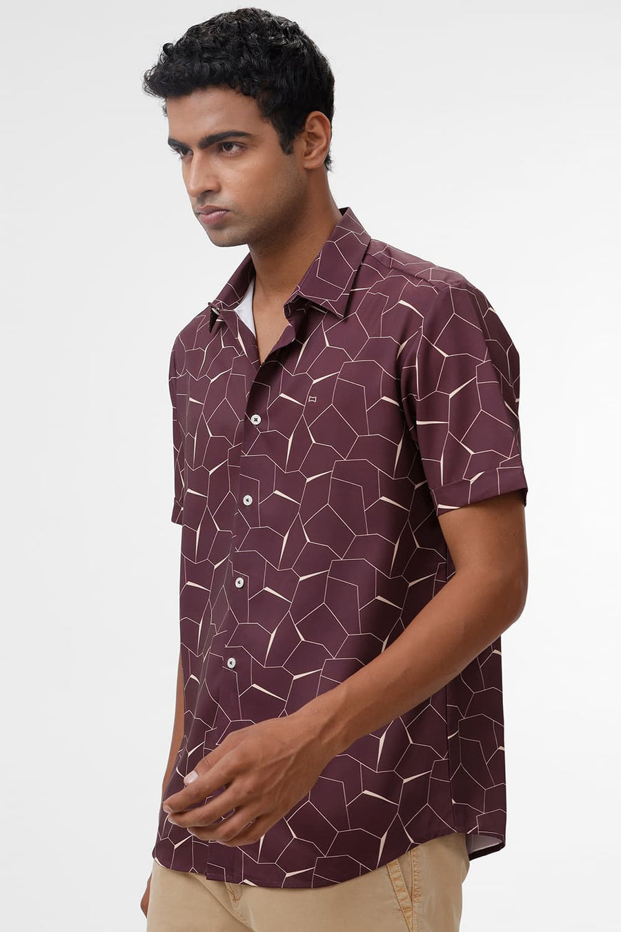 BASICS SLIM FIT PORT WINE POLYESTER PRINTED HALFSLEEVES SHIRT