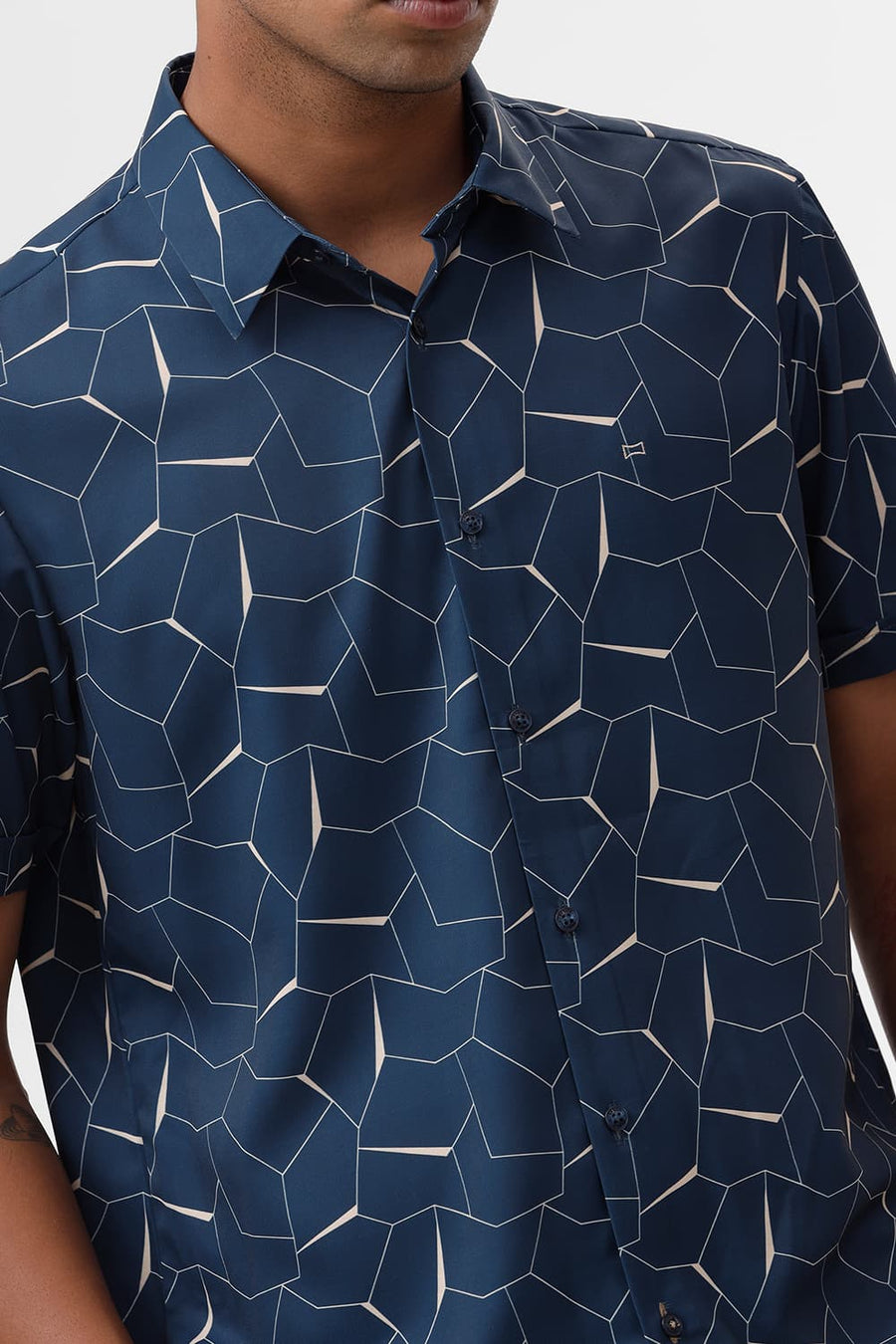 BASICS SLIM FIT MOROCCAN TEAL POLYESTER PRINTED HALFSLEEVES SHIRT