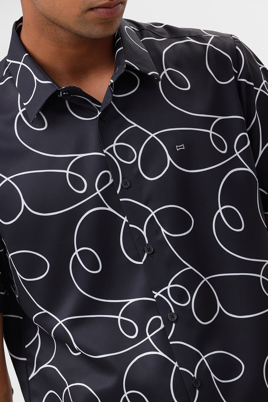 BASICS SLIM FIT BLACK SHOE POLYESTER PRINTED HALFSLEEVES SHIRT