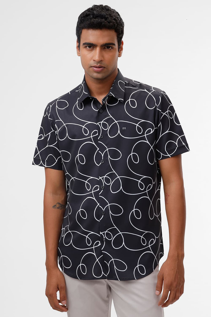 BASICS SLIM FIT BLACK SHOE POLYESTER PRINTED HALFSLEEVES SHIRT