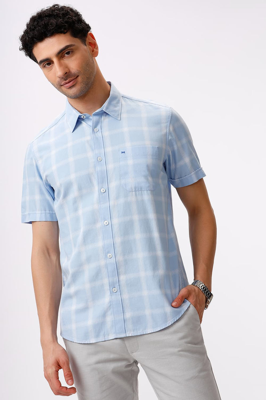 BASICS SLIM FIT CHAMBRAY BLUE COTTON TWILL CHECKS HALFSLEEVES SHIRT