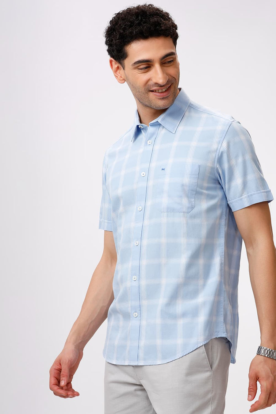 BASICS SLIM FIT CHAMBRAY BLUE COTTON TWILL CHECKS HALFSLEEVES SHIRT