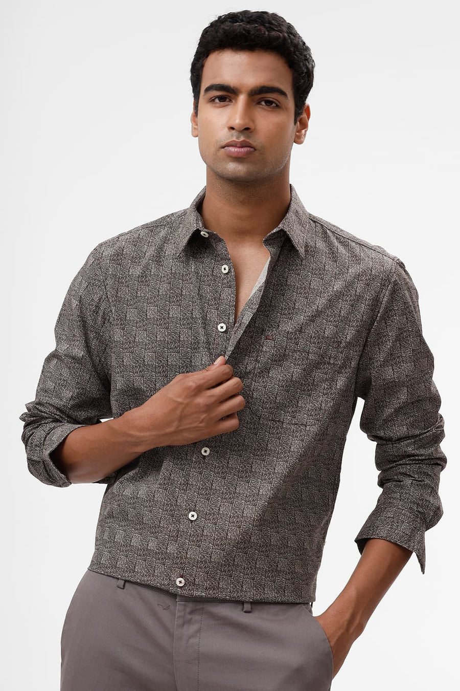 BASICS SLIM FIT CARAFE BROWN COTTON POPLIN PRINTED SHIRT