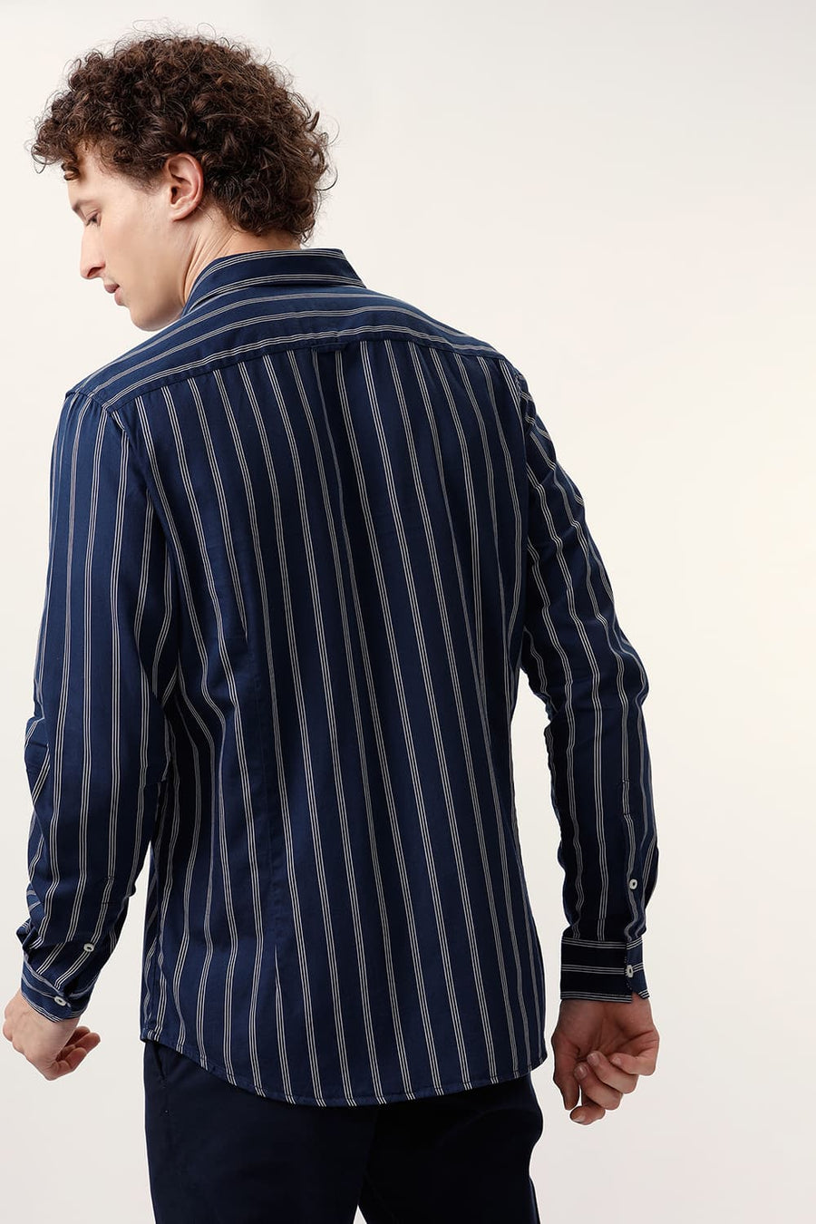 BASICS SLIM FIT NAVY BLAZER COTTON TWILL STRIPE SHIRT