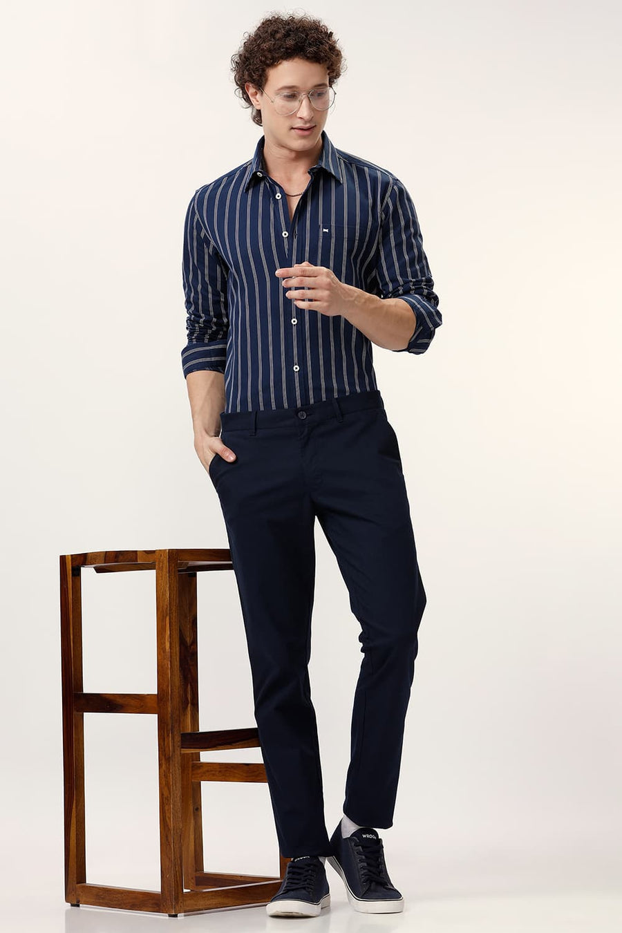 BASICS SLIM FIT NAVY BLAZER COTTON TWILL STRIPE SHIRT