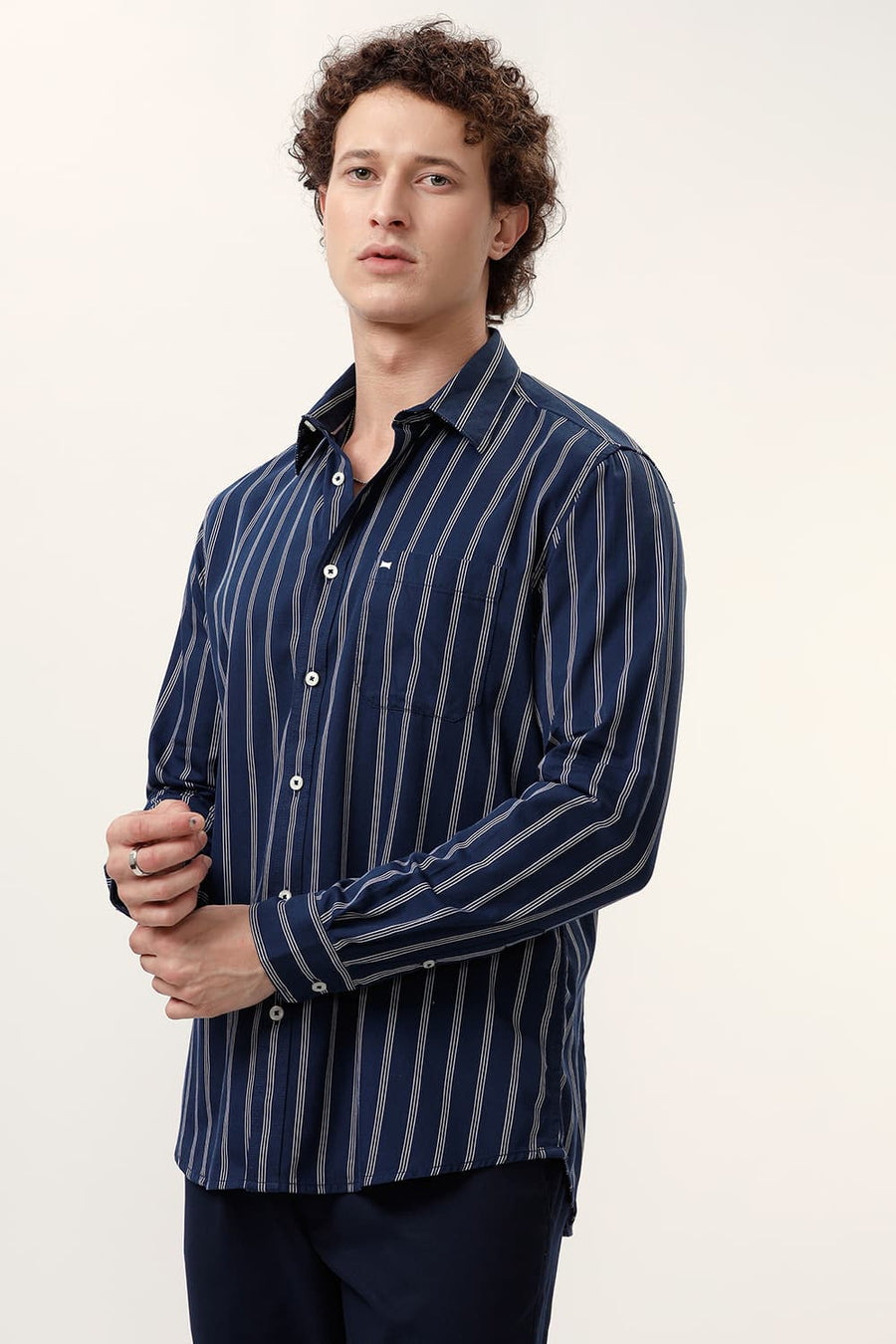 BASICS SLIM FIT NAVY BLAZER COTTON TWILL STRIPE SHIRT