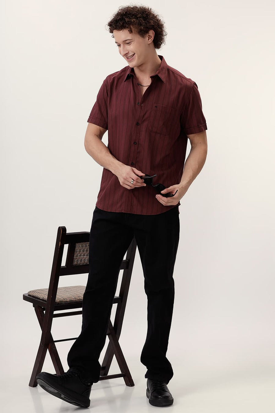 BASICS SLIM FIT MAROON WINE COTTON TWILL STRIPE HALFSLEEVES SHIRT