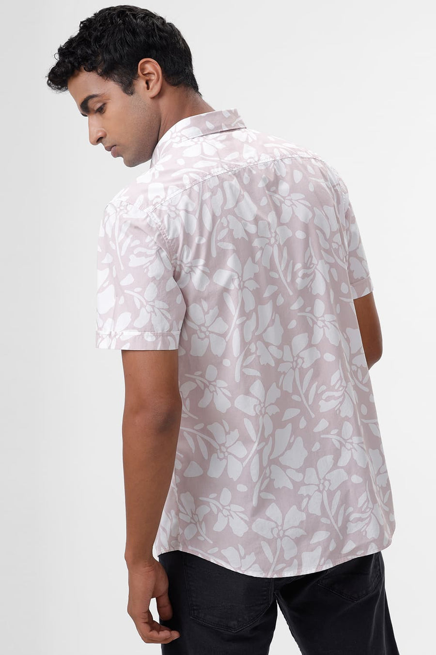 BASICS SLIM FIT SMOKE PINK COTTON POPLIN PRINTED HALFSLEEVES SHIRT