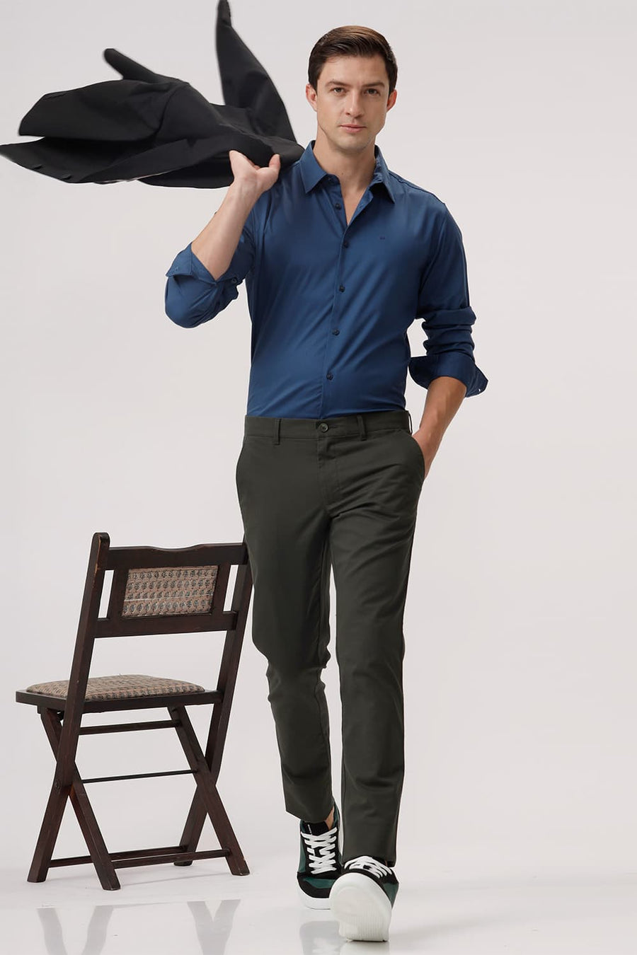 BASICS SLIM FIT MOROCCAN NAVY BAMBOO POLYESTER STRETCH SHIRT