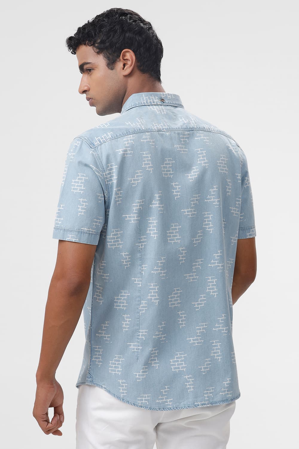 SLIM FIT COTTON INDIGO PRINT HALFSLEEVES SHIRT