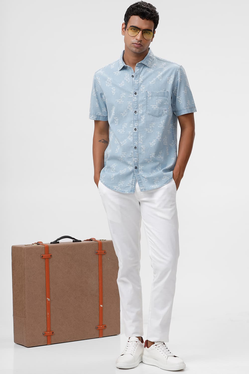 SLIM FIT COTTON INDIGO PRINT HALFSLEEVES SHIRT