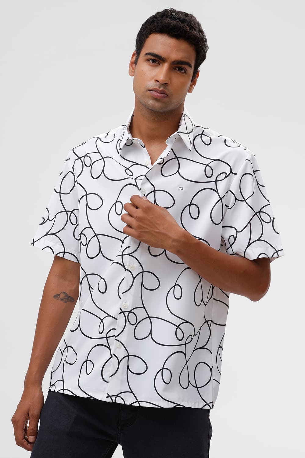 RELAXED FIT POLYESTER PRINTED HALFSLEEVES SHIRT