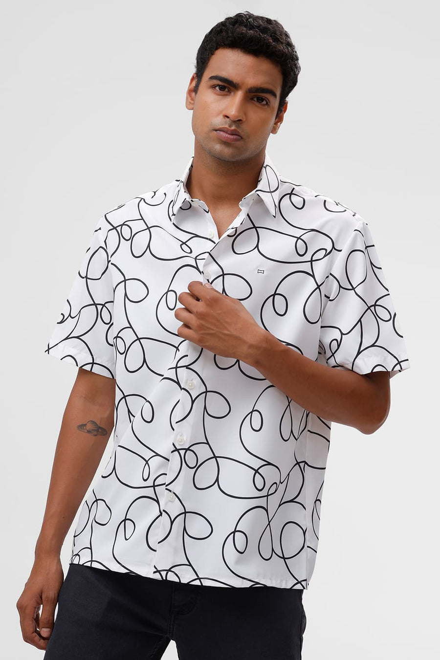 BASICS RELAXED FIT LUCENT WHITE POLYESTER PRINTED HALFSLEEVES SHIRT