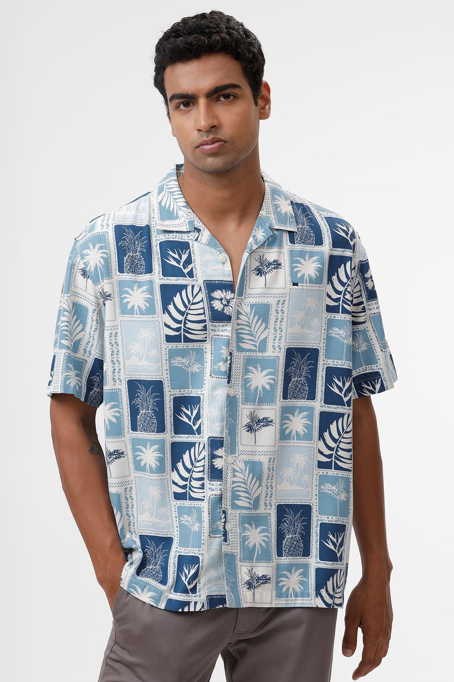 BASICS RELAXED FIT DELPHINIUM BLUE COTTON VISCOSE TWILL PRINTED HALFSLEEVES SHIRT