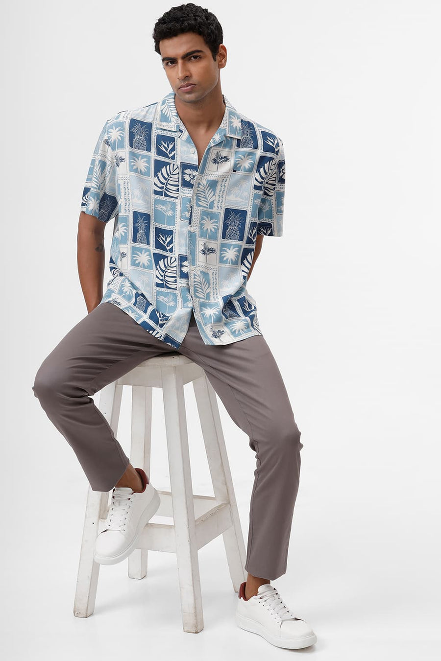 BASICS RELAXED FIT DELPHINIUM BLUE COTTON VISCOSE TWILL PRINTED HALFSLEEVES SHIRT