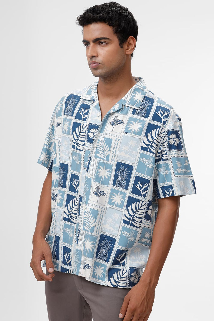 BASICS RELAXED FIT DELPHINIUM BLUE COTTON VISCOSE TWILL PRINTED HALFSLEEVES SHIRT