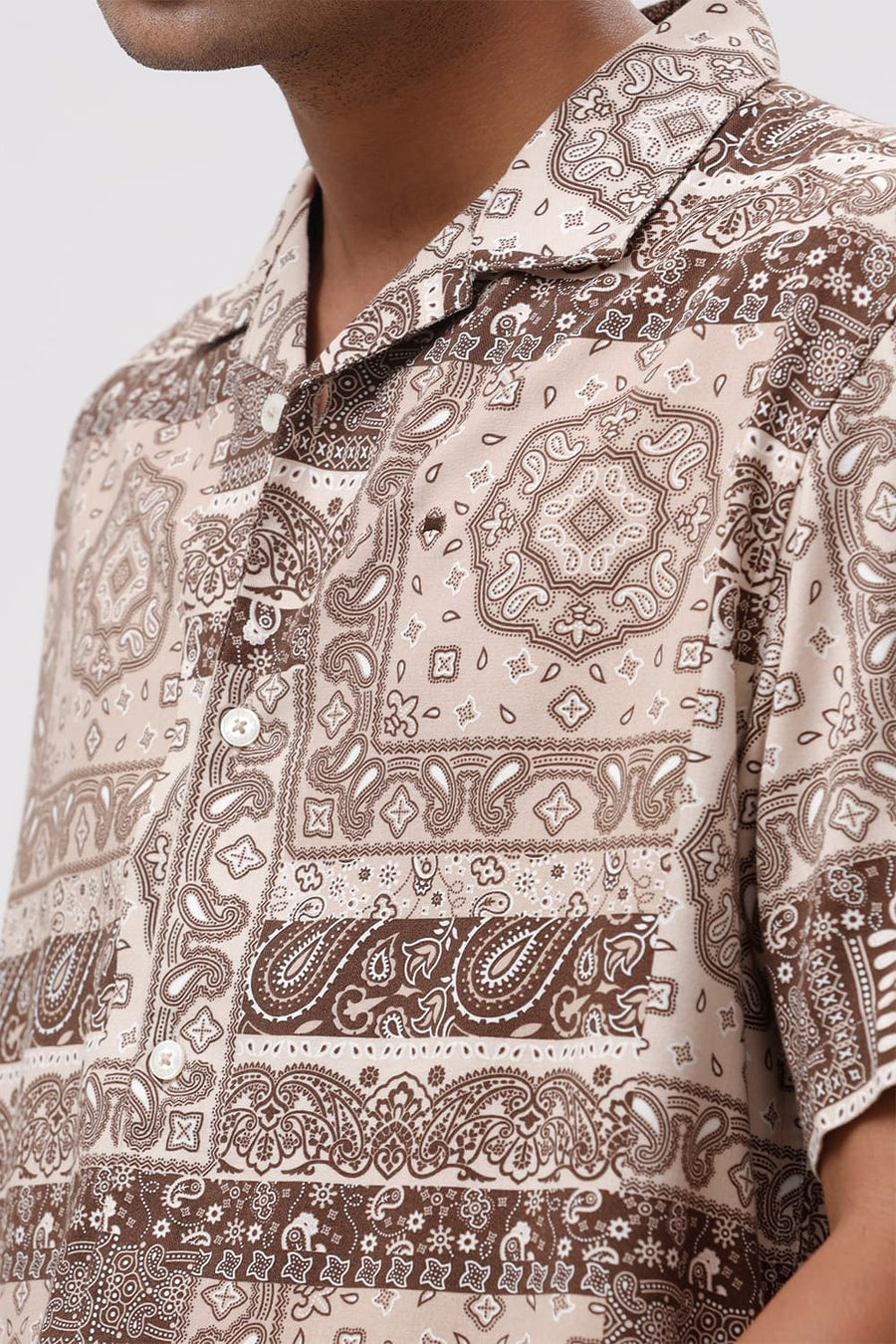 BASICS RELAXED FIT APRICOT BEIGE COTTON VISCOSE TWILL PRINTED HALFSLEEVES SHIRT