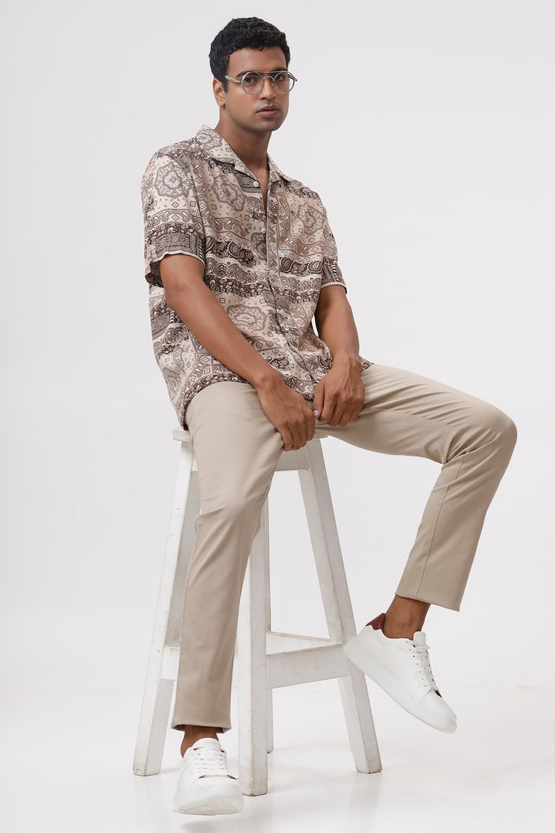 RELAXED FIT COTTON VISCOSE TWILL PRINTED HALFSLEEVES SHIRT
