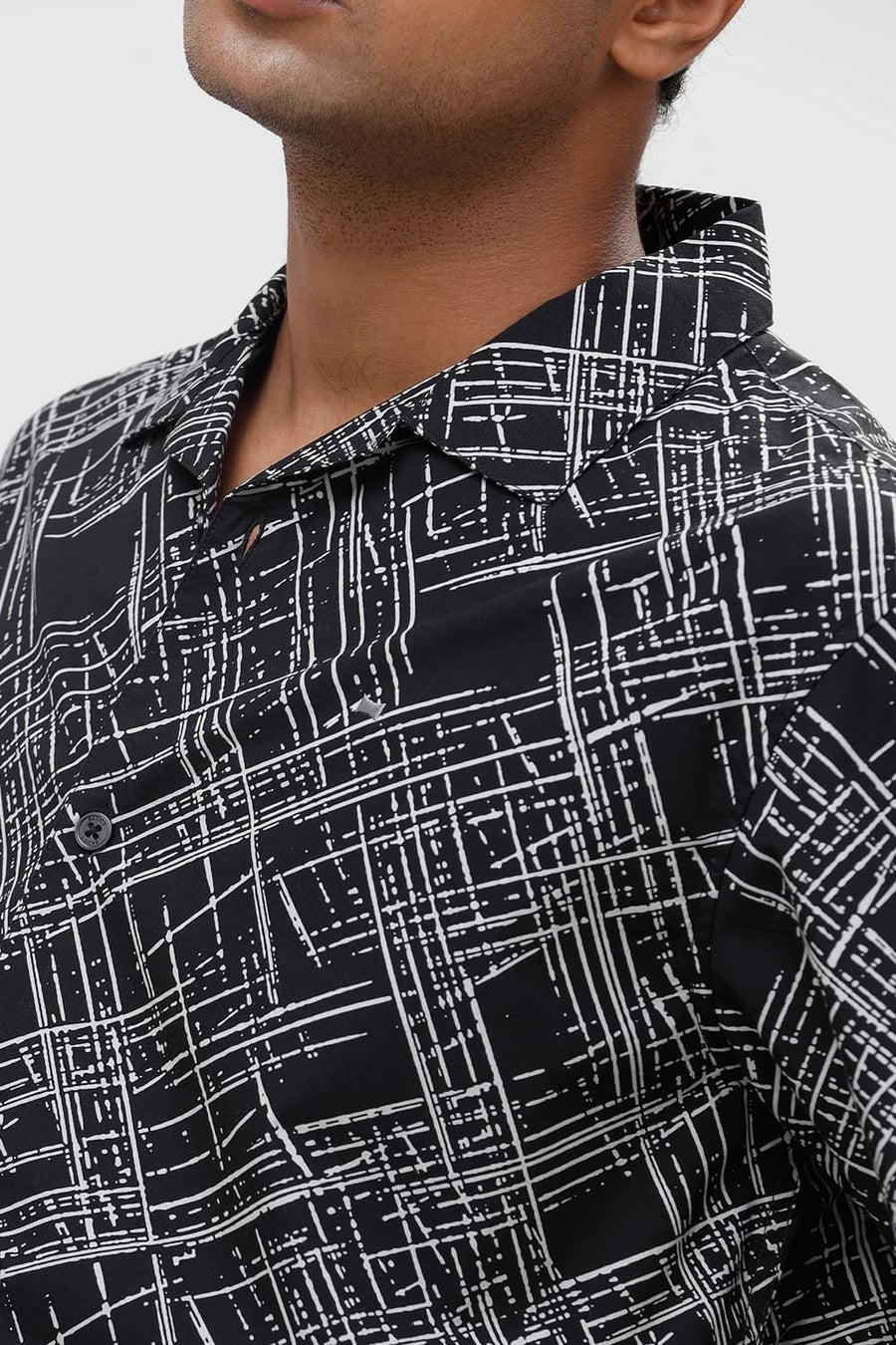 BASICS RELAXED FIT PHANTOM BLACK COTTON POPLIN PRINTED HALFSLEEVES SHIRT