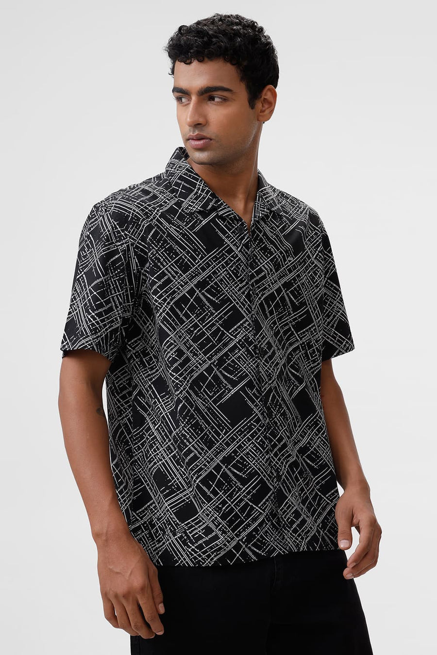 BASICS RELAXED FIT PHANTOM BLACK COTTON POPLIN PRINTED HALFSLEEVES SHIRT